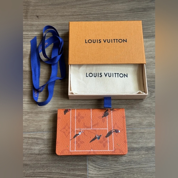 Louis Vuitton Pocket Organizer - Picture 3 of 6